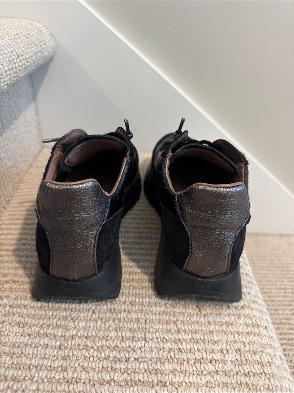 Wonders Women’s Oslo Black and Metallic Fashion Sneaker - Picture 4 of 7